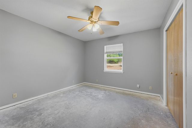 521 Mccraw Lane, Denison, TX 75021