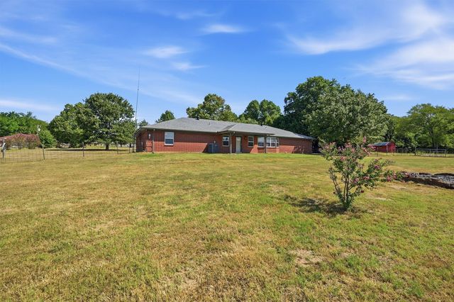 521 Mccraw Lane, Denison, TX 75021