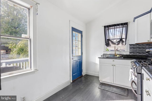 921--923 LYNDALE AVE, Trenton, NJ 08629