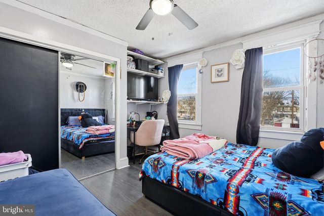 921--923 LYNDALE AVE, Trenton, NJ 08629