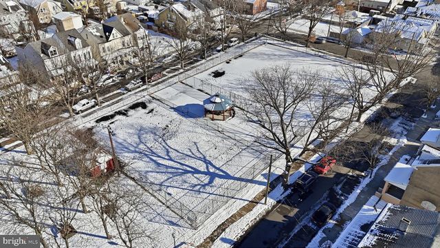 921--923 LYNDALE AVE, Trenton, NJ 08629