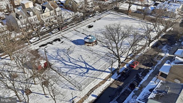 921--923 LYNDALE AVE, Trenton, NJ 08629