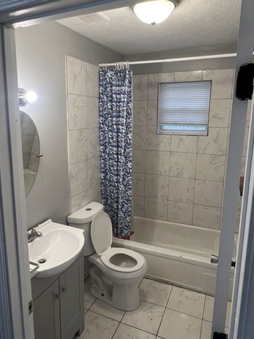 134 Liddon St, Jackson, TN 38301