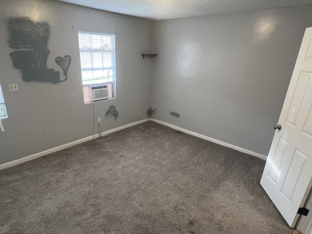 134 Liddon St, Jackson, TN 38301