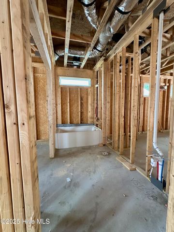 1462 Pinecroft Lane, Bolivia, NC 28422