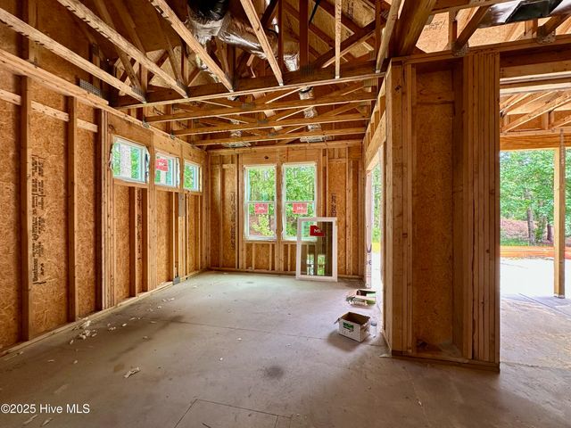 1462 Pinecroft Lane, Bolivia, NC 28422