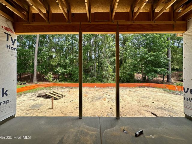 1462 Pinecroft Lane, Bolivia, NC 28422