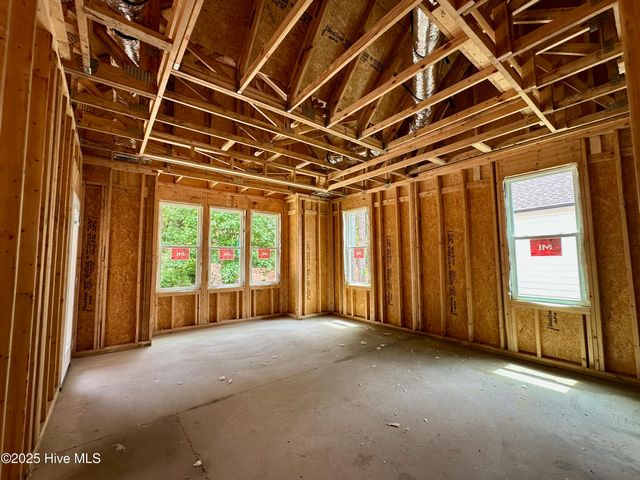 1462 Pinecroft Lane, Bolivia, NC 28422