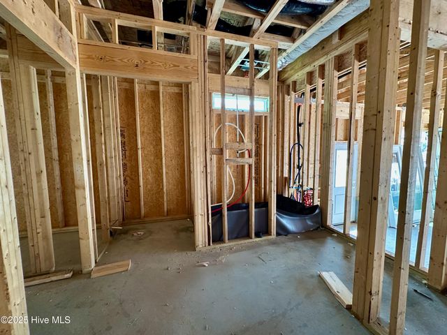 1462 Pinecroft Lane, Bolivia, NC 28422