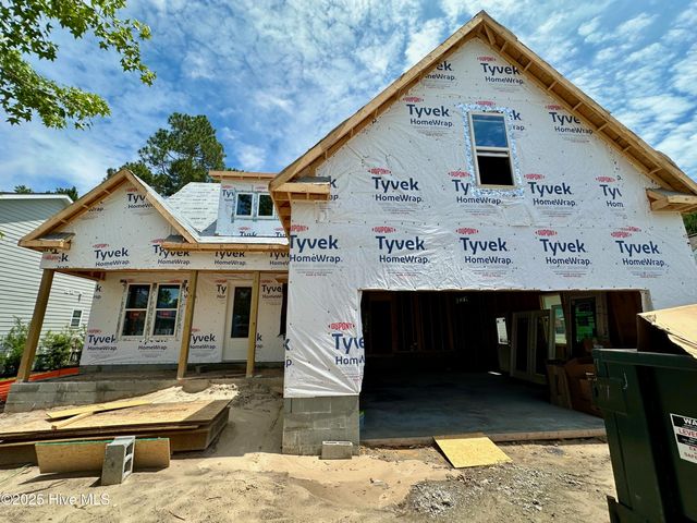 1462 Pinecroft Lane, Bolivia, NC 28422