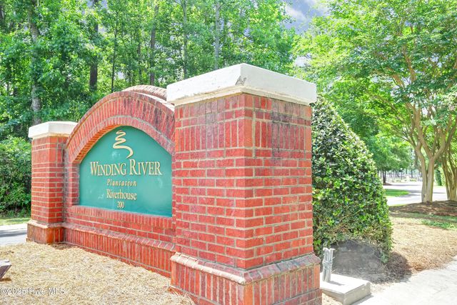1462 Pinecroft Lane, Bolivia, NC 28422