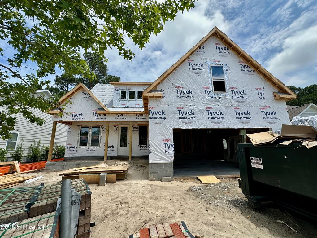 1462 Pinecroft Lane, Bolivia, NC 28422