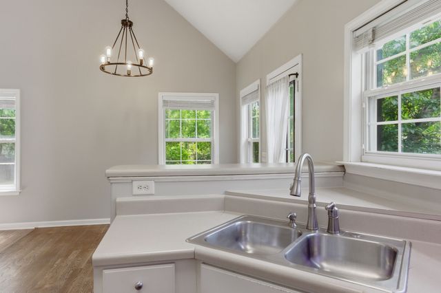 3403 McGee Cv, Thompsons Station, TN 37179