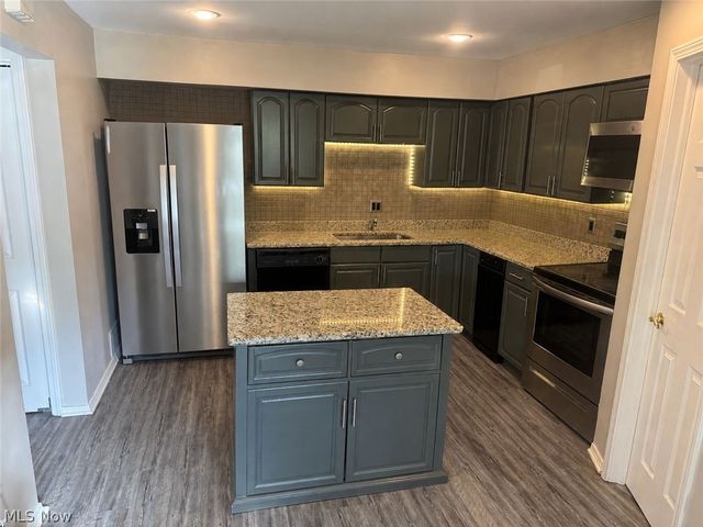 32663 Jefferson Drive 63, Solon, OH 44139