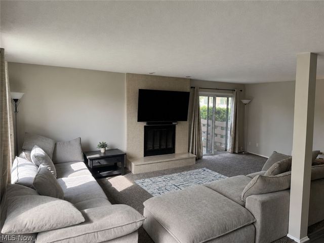 32663 Jefferson Drive 63, Solon, OH 44139