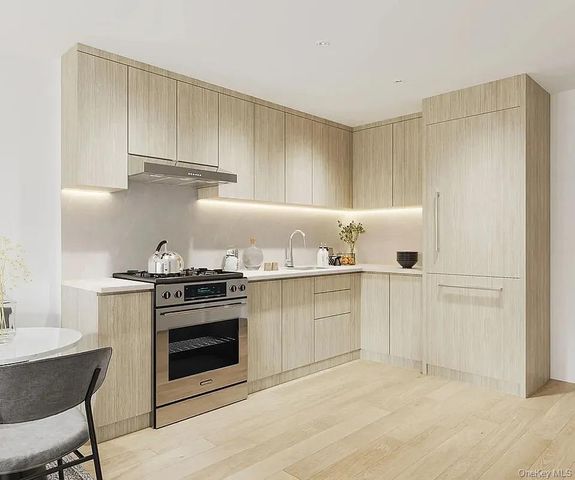 3371 Prince Street 12F, Flushing, NY 11354