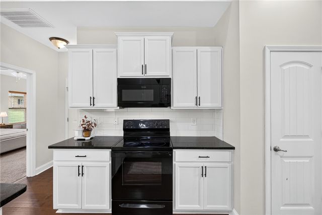 515 Dragonfly Court, Roebuck, SC 29376