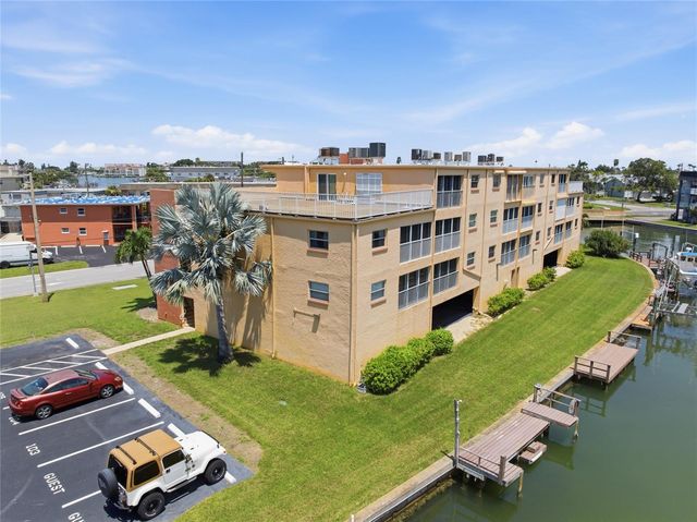 175 116TH AVENUE 206, Treasure Island, FL 33706