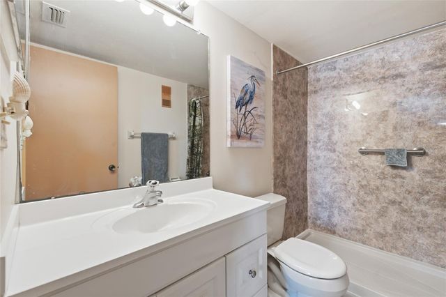 175 116TH AVENUE 206, Treasure Island, FL 33706