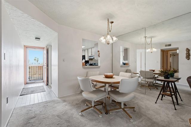 175 116TH AVENUE 206, Treasure Island, FL 33706