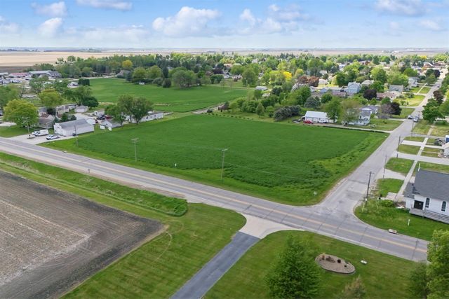 401 Hwy 21, Dysart, IA 52224