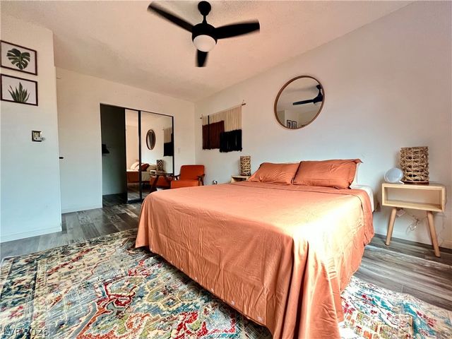7716 Sparkle Avenue, Las Vegas, NV 89145