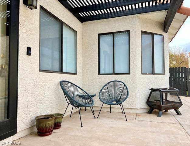 7716 Sparkle Avenue, Las Vegas, NV 89145