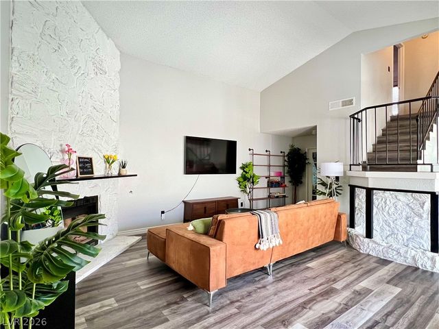 7716 Sparkle Avenue, Las Vegas, NV 89145