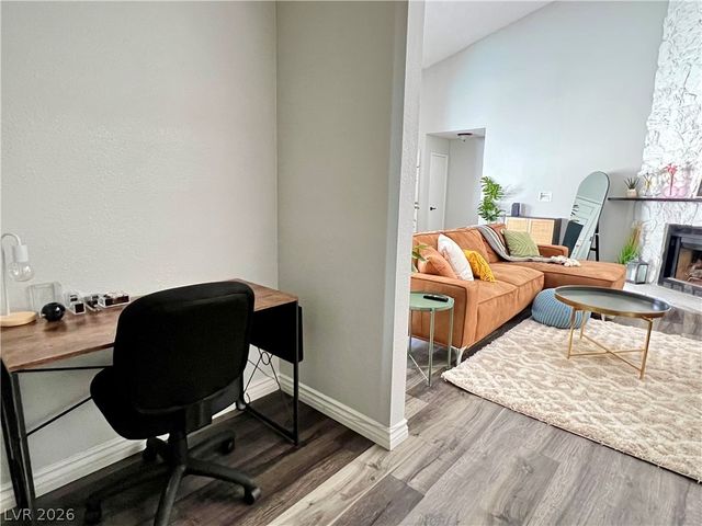 7716 Sparkle Avenue, Las Vegas, NV 89145