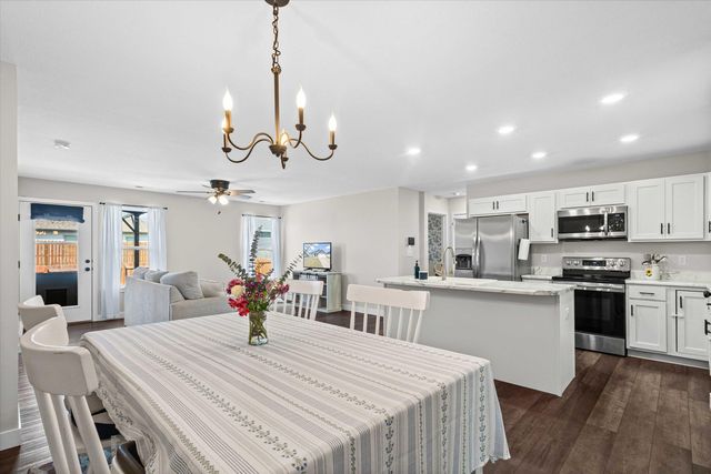 3425 TORINO LN, Columbia, MO 65202