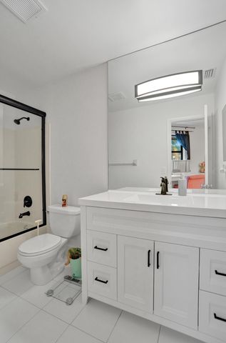 1122 NW 79th Drive, Plantation, FL 33322