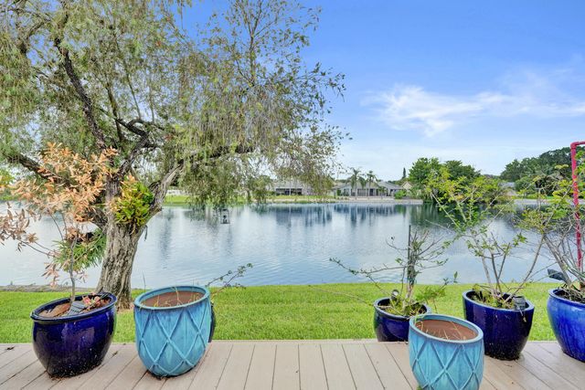 1122 NW 79th Drive, Plantation, FL 33322