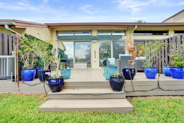 1122 NW 79th Drive, Plantation, FL 33322