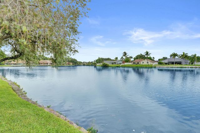 1122 NW 79th Drive, Plantation, FL 33322