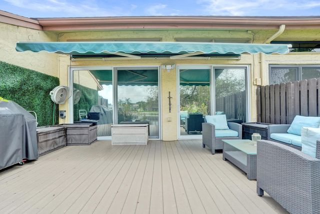 1122 NW 79th Drive, Plantation, FL 33322