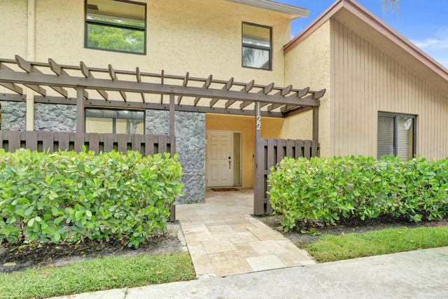 1122 NW 79th Drive, Plantation, FL 33322