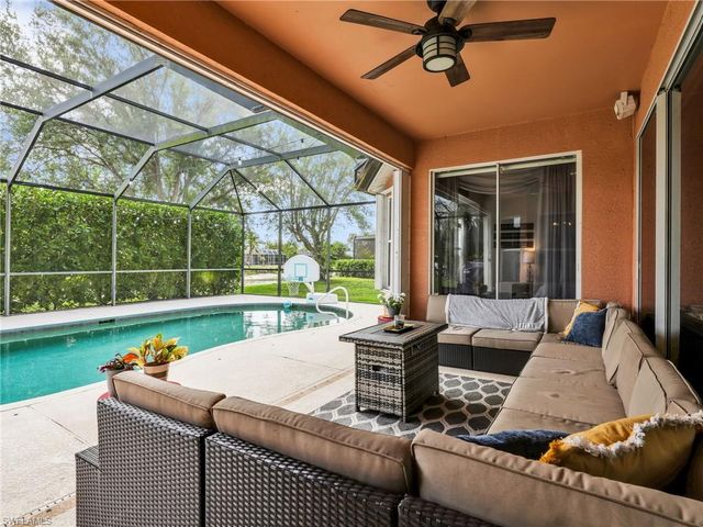 14484 Jekyll Island CT, Naples, FL 34119