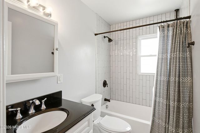 30 Almond Drive, Toms River, NJ 08753