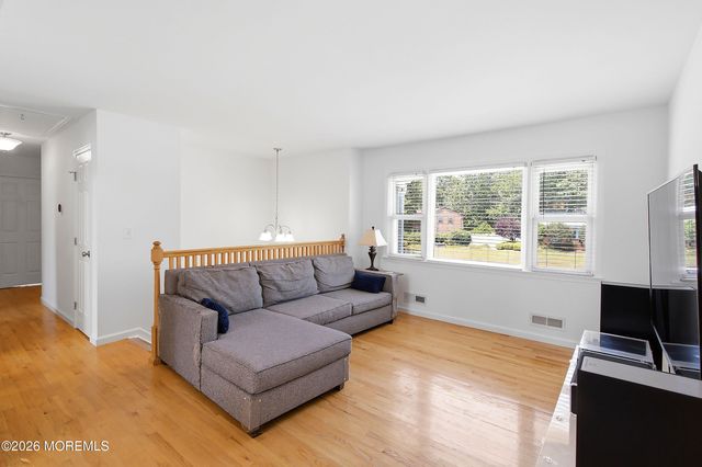 30 Almond Drive, Toms River, NJ 08753