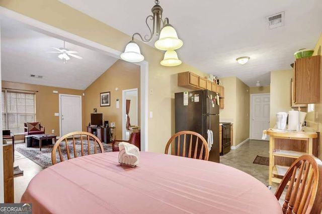 1528 Locomotive Drive NE, Conyers, GA 30013