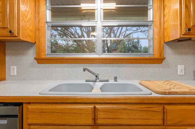 91 E Main Street, Greenbrier, AR 72058