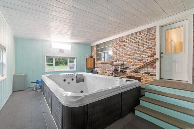 91 E Main Street, Greenbrier, AR 72058