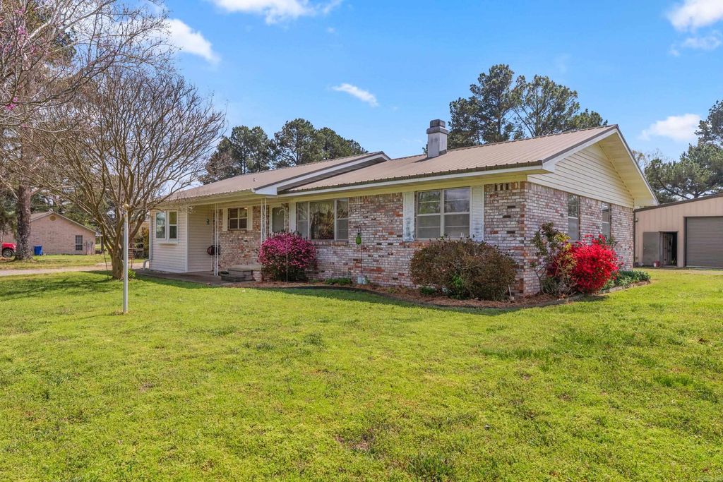 91 E Main Street, Greenbrier, AR 72058