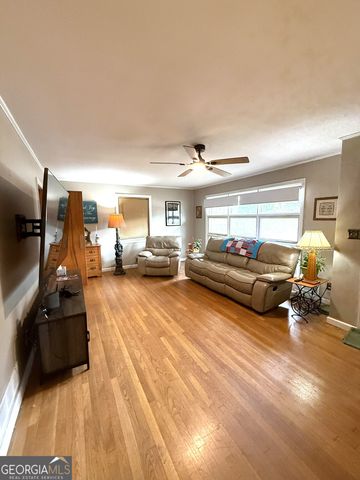 122 Parkwood Drive, Elberton, GA 30635