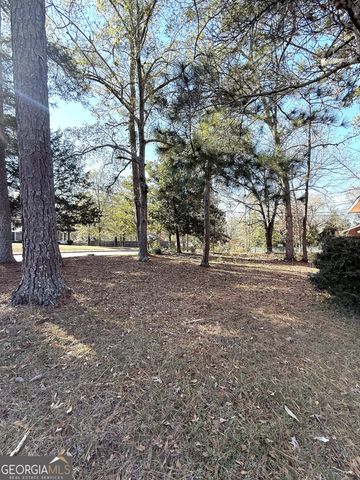122 Parkwood Drive, Elberton, GA 30635