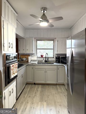 122 Parkwood Drive, Elberton, GA 30635