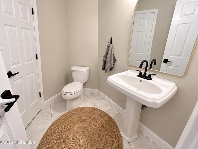 32 Baltusrol Drive, Manalapan, NJ 07726