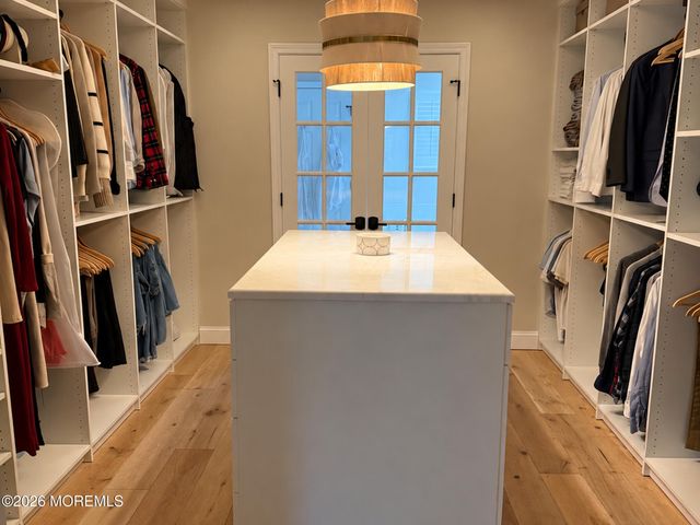 32 Baltusrol Drive, Manalapan, NJ 07726