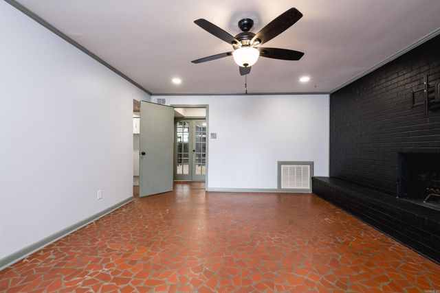 316 N Plaza Drive, Little Rock, AR 72205