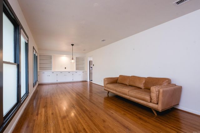 316 N Plaza Drive, Little Rock, AR 72205